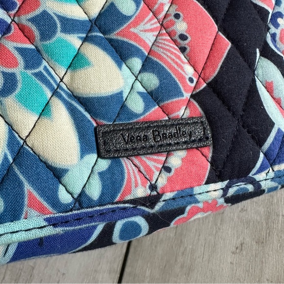 PREOWNED VERA BRADLEY CROSS BODY BLUE PINK PURSE WALLET - Picture 3 of 4